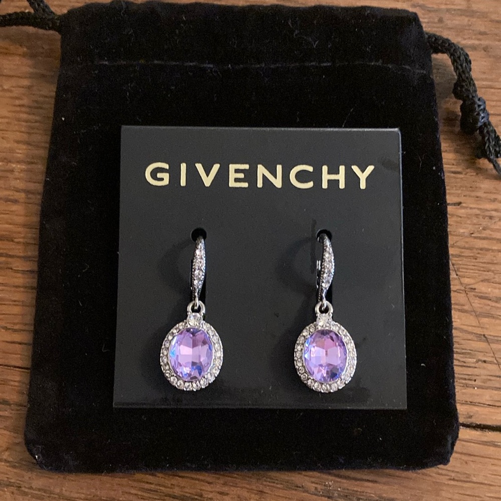 Givenchy Earrings w/Jewelry Pouch/Dust Bag NWT